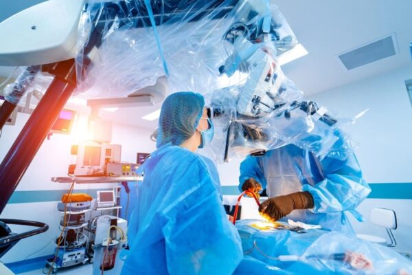 Navigating Recovery: Avoiding Common Pitfalls After Minimally Invasive Spine Surgery Dr. Larry Davidson